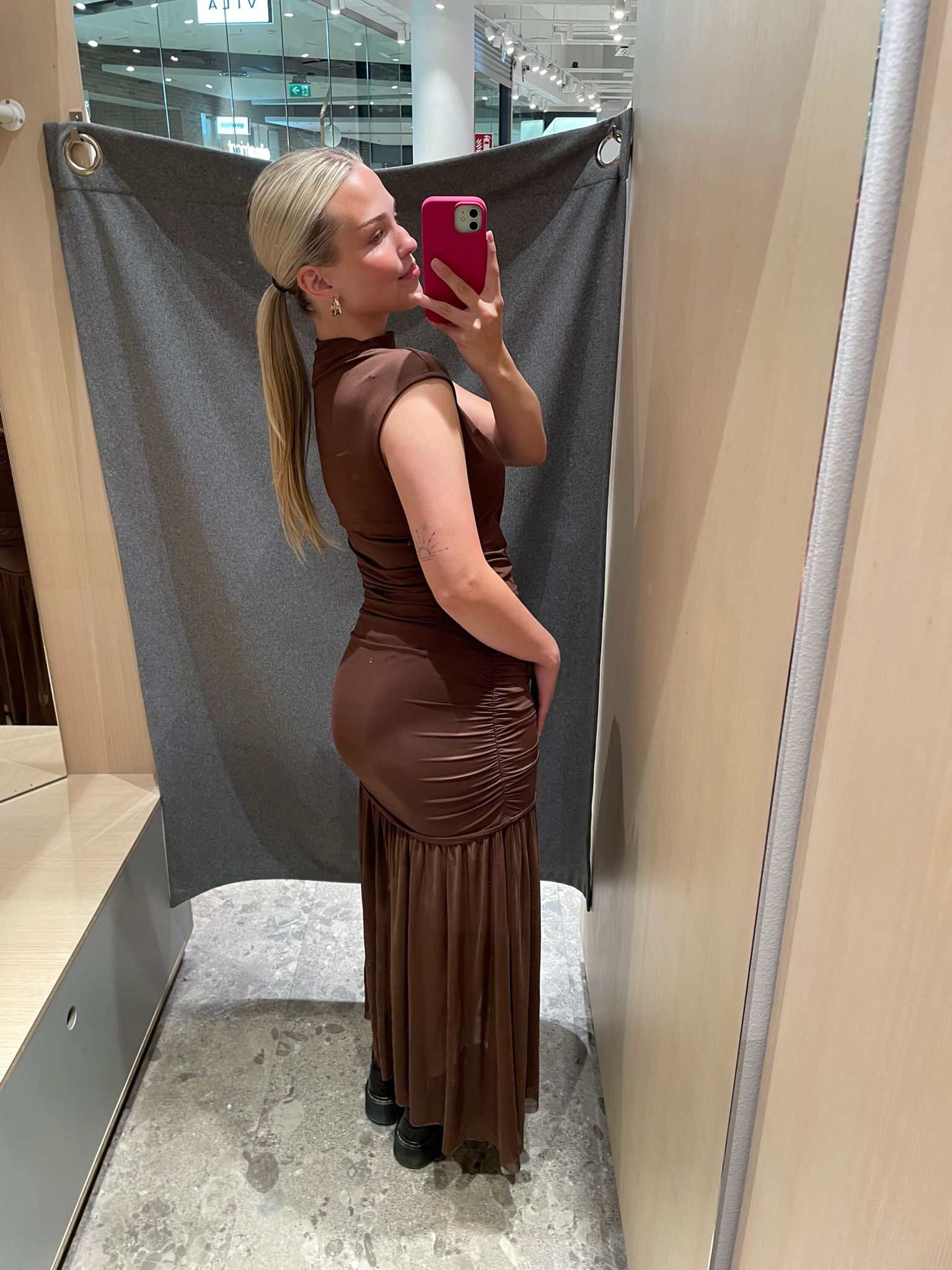 VIKENZA Long Dress - Shaved Chocolate
